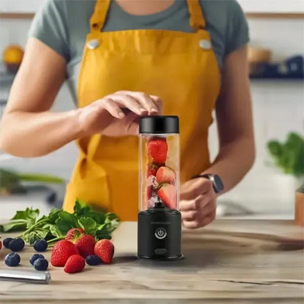 مخلوط کن قابل حمل شارژی پاورولوژی Powerology 6-Blade Portable Juicer PN6BPJBK image gallery